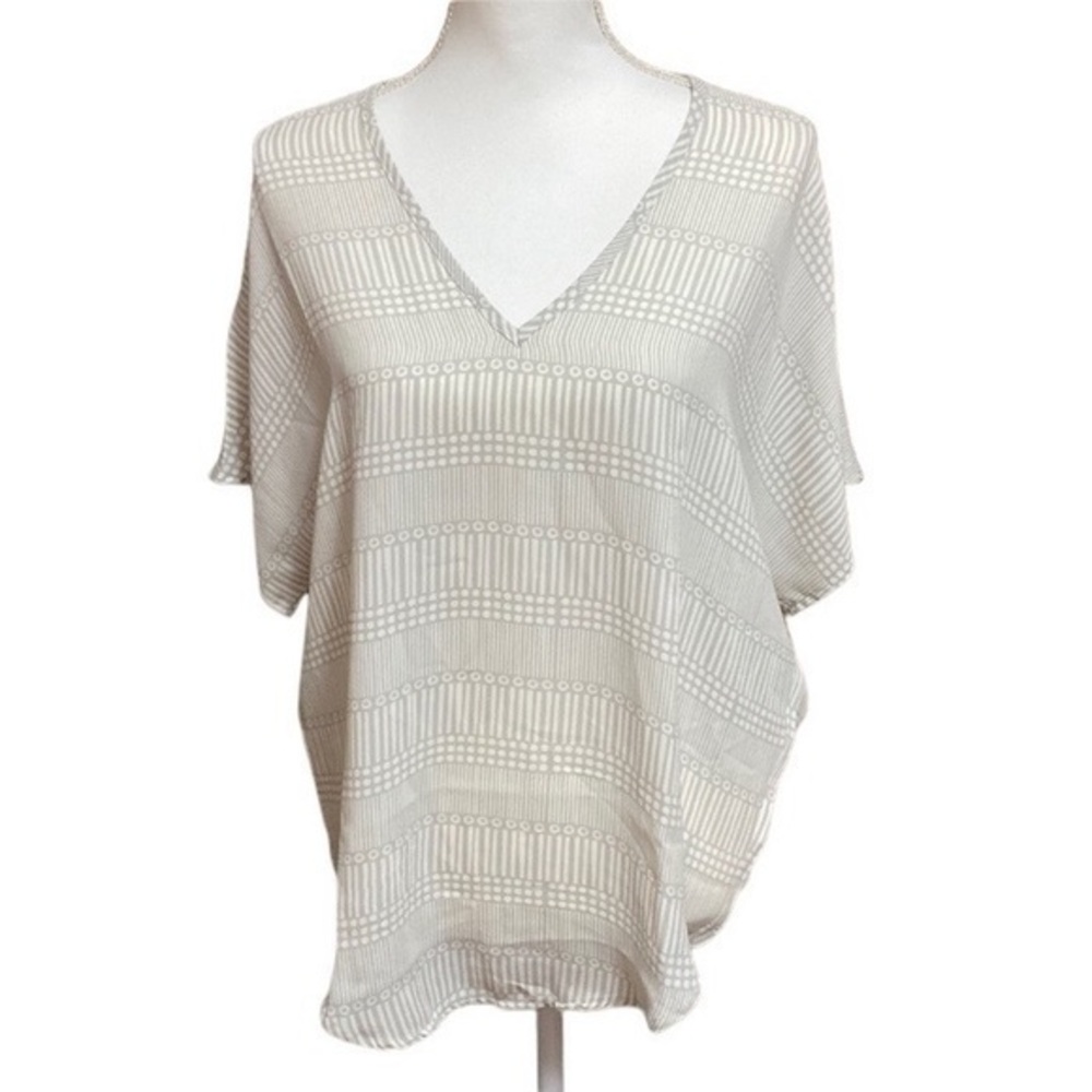 Michelle McDowell Women's Small Short Sleeve V Neck Squares Blocks Blouse‎ Top